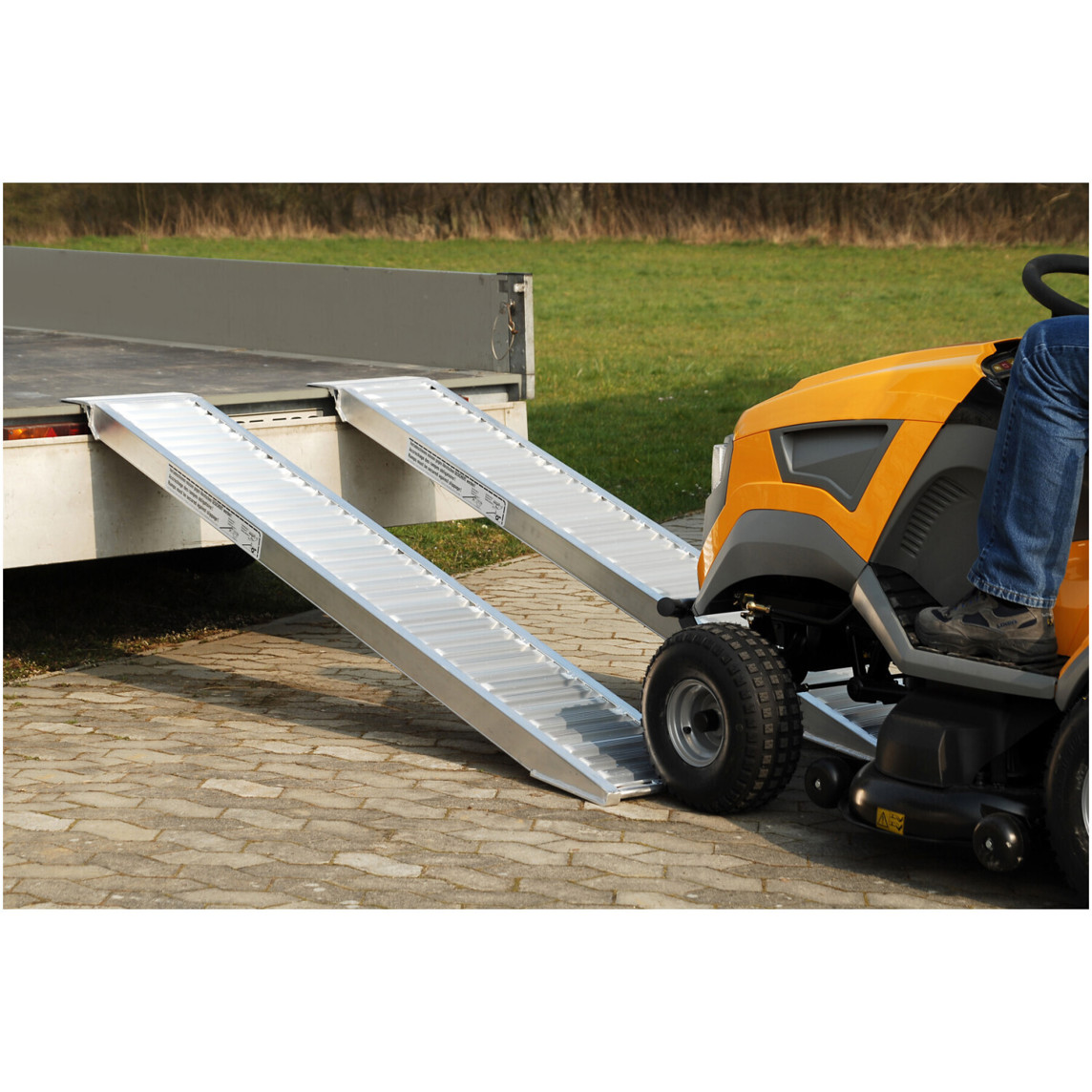 Altec-cs AVS 110 L Anhängerzubehör - 323 / B 305 cm - Tragkraft 1810 kg (110.01.010)